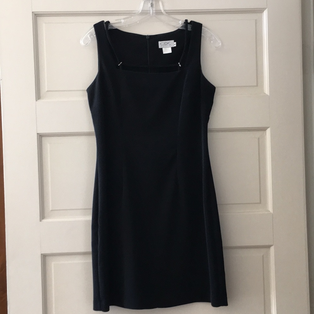 Short, black dress 🌹